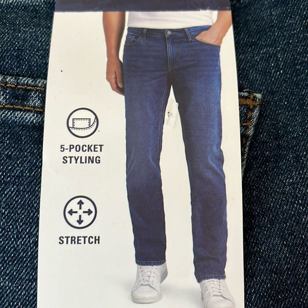 IZOD Men’s straight fit Blue stretch Jeans 40x29